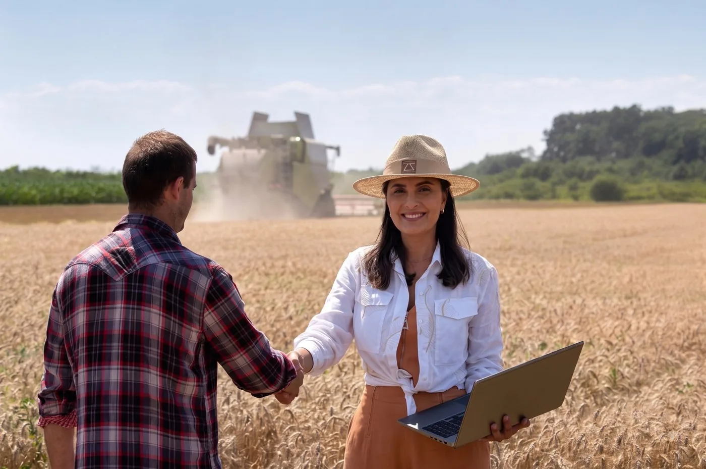 Consultoria e produtor no campo